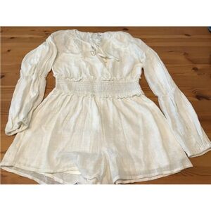 Le Lis Collection Womens White Peasant Romper Small Long Sleeve Romper